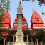 Lal Mandir is known for its charity birds hospital next door.